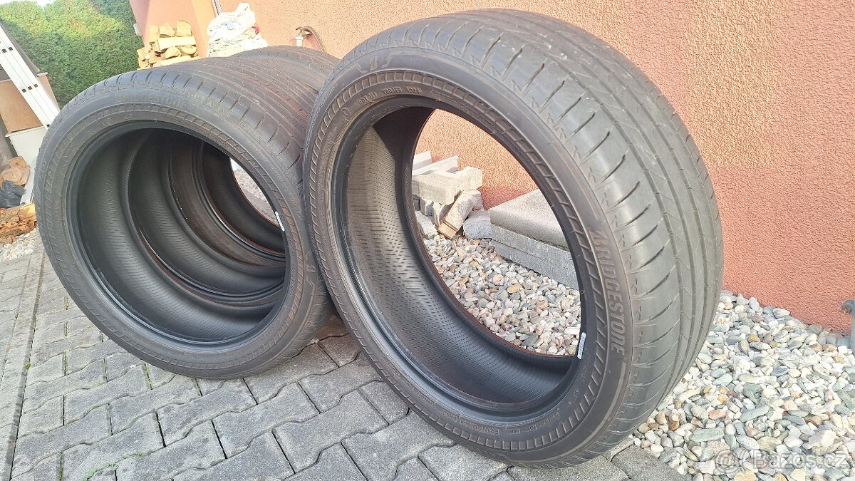 Bridgestone 235/50R20 Runflat - 5
