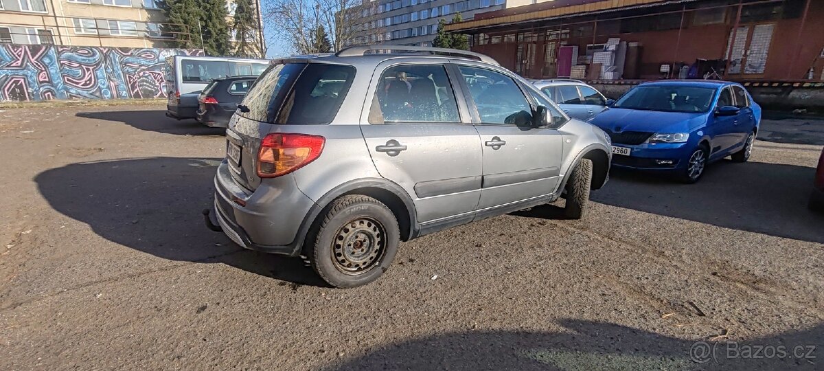 suzuki sx4 - 5