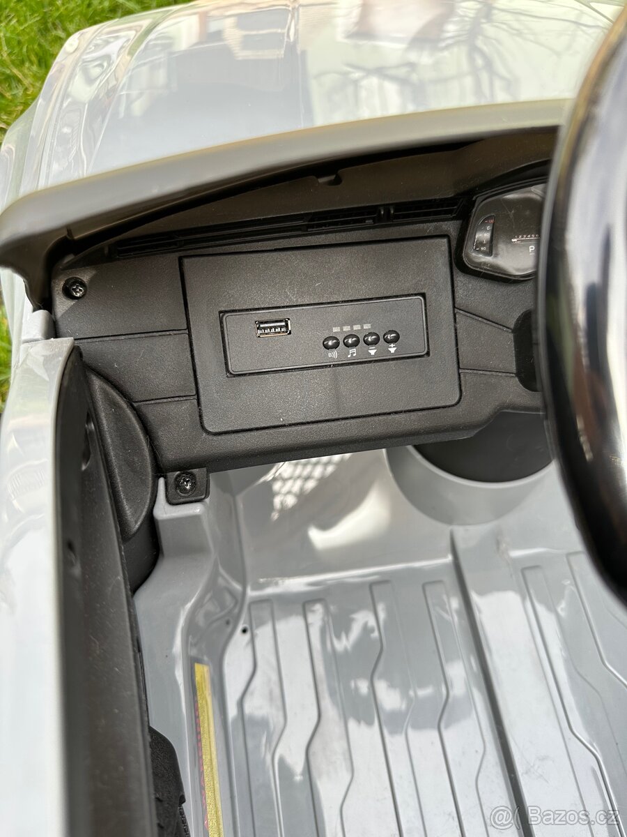 Auto Audi RS6 - 5