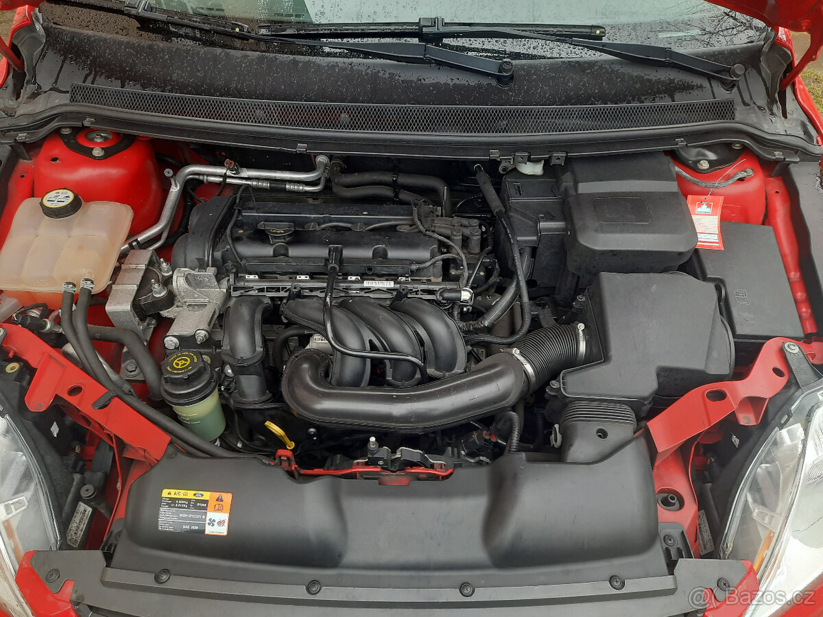 Ford Focus 1.6i 74kW - 5