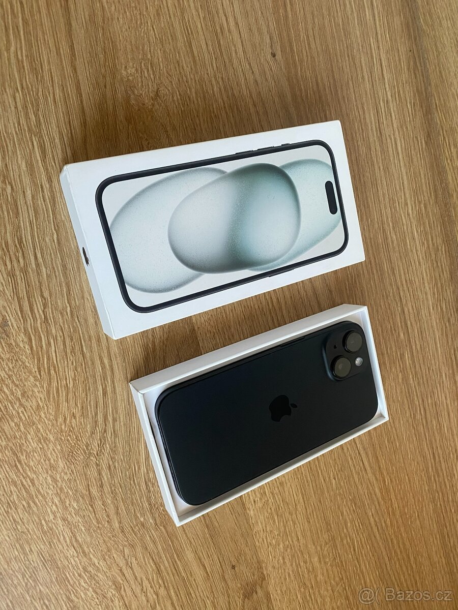 iPhone 15 v záruce, baterie 100% - 5