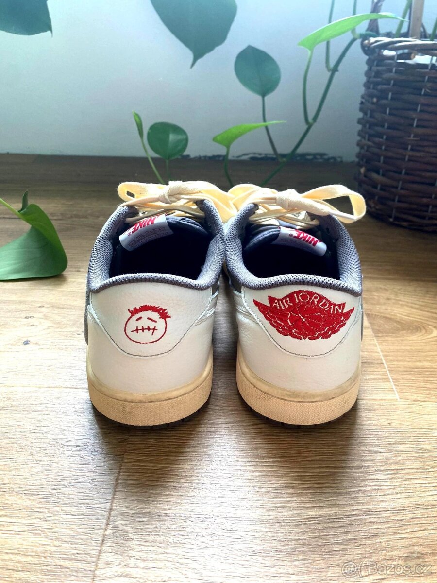 Jordan 1 Low Travis Scott Reverse Mocha – vel. 43 – velmi pě - 5
