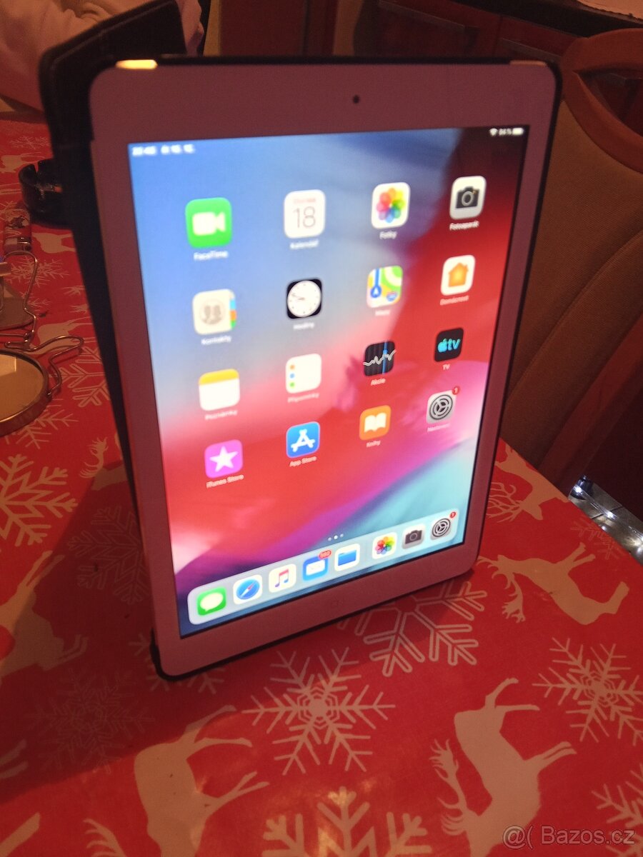 Apple iPad Air 1. generace – 16 GB - 5