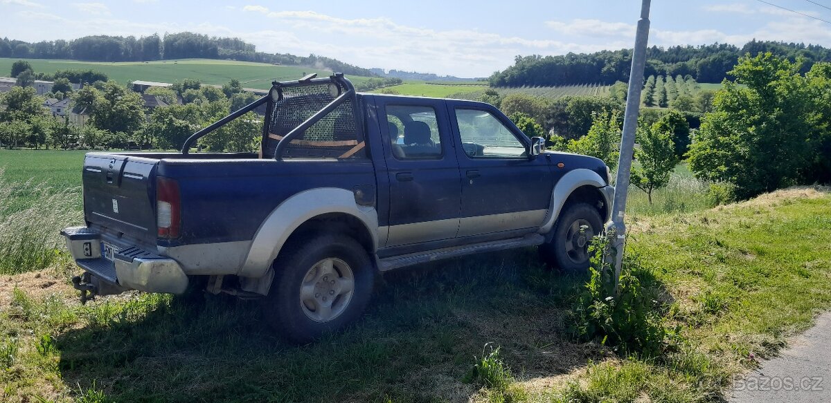Nissan Navara D22 98kw - 5