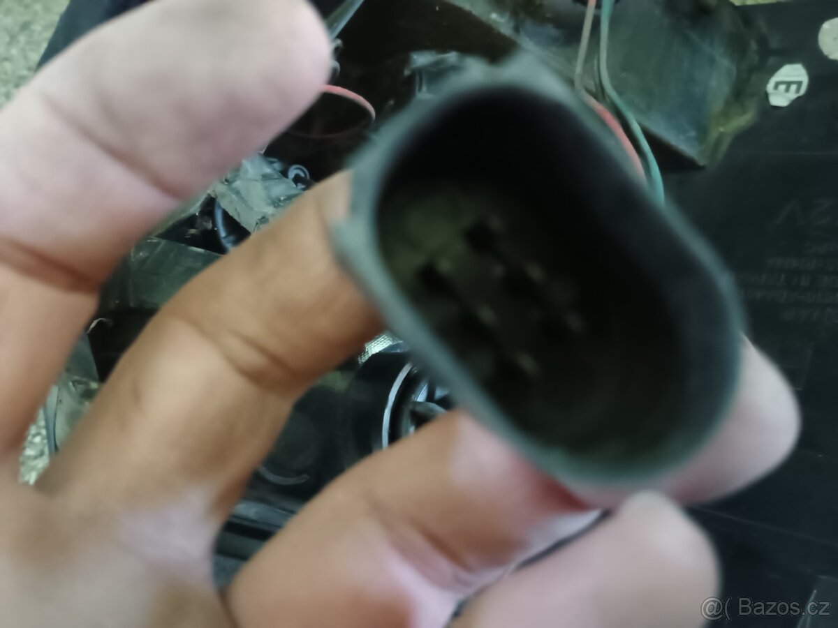 Náhradní díly - 5