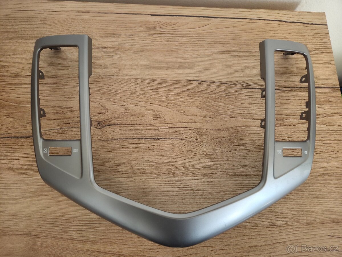 Autorádio Chevrolet Cruze (model 2010) - 5