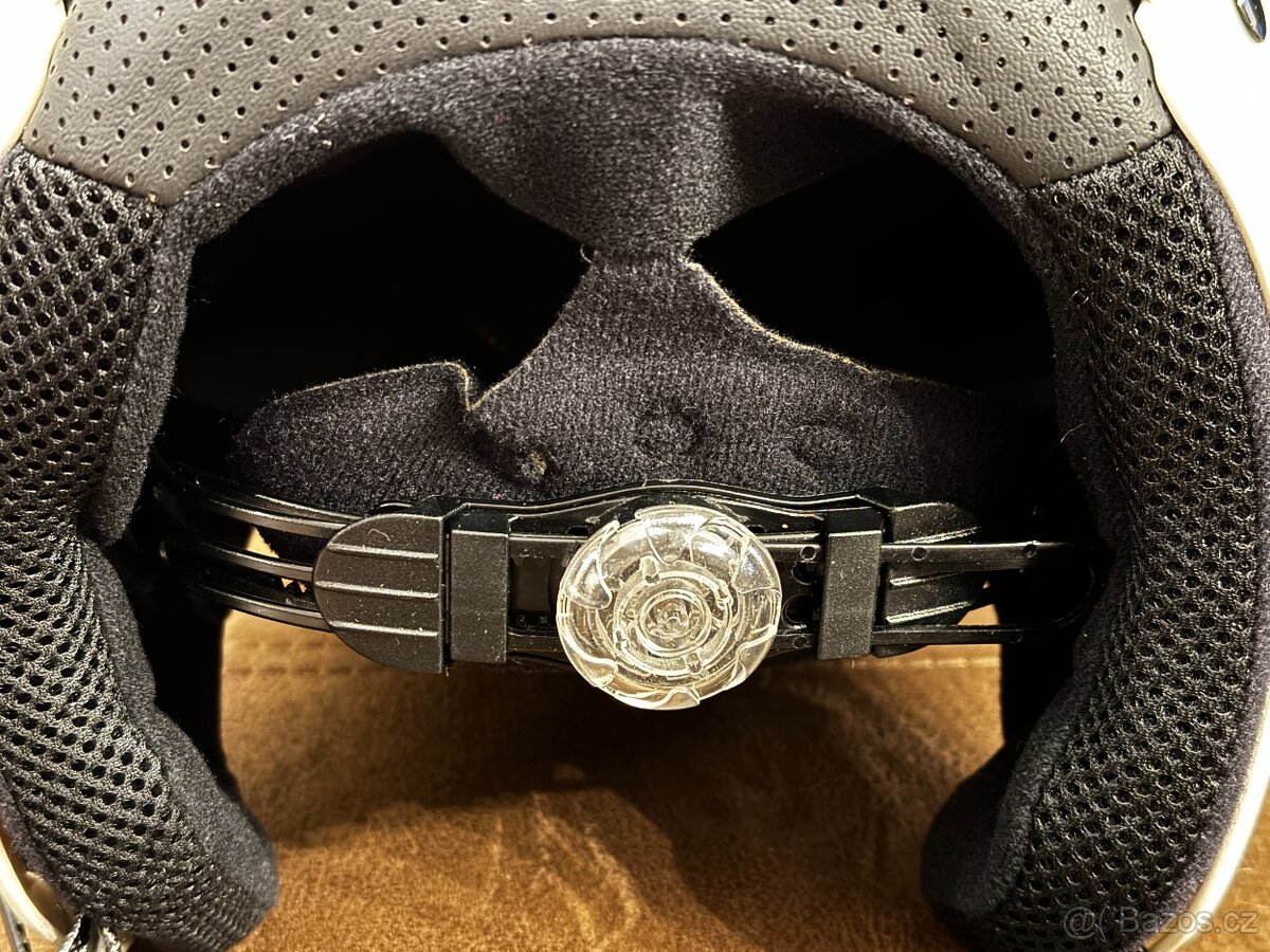 Lyžařská Helma - 5