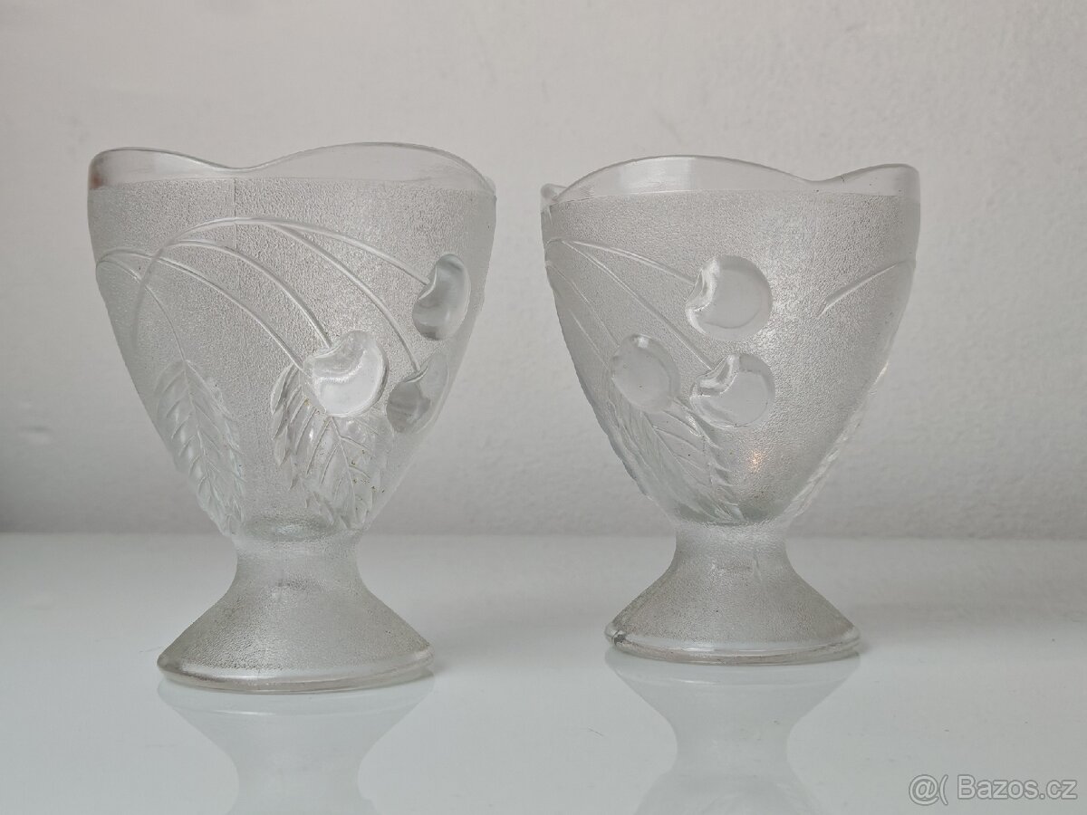 Skleněné poháry třešně - 5