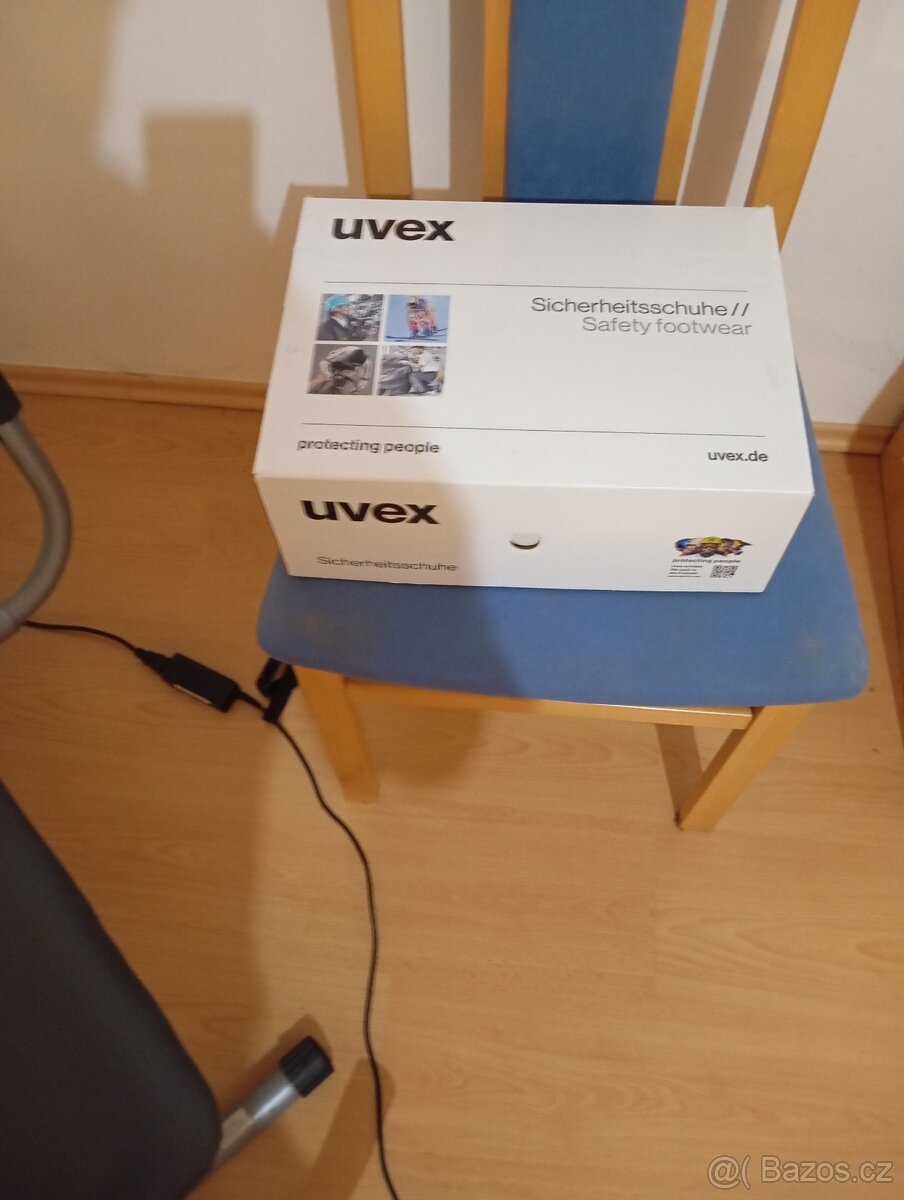 Pracovní boty UVEX vel 44 - 5