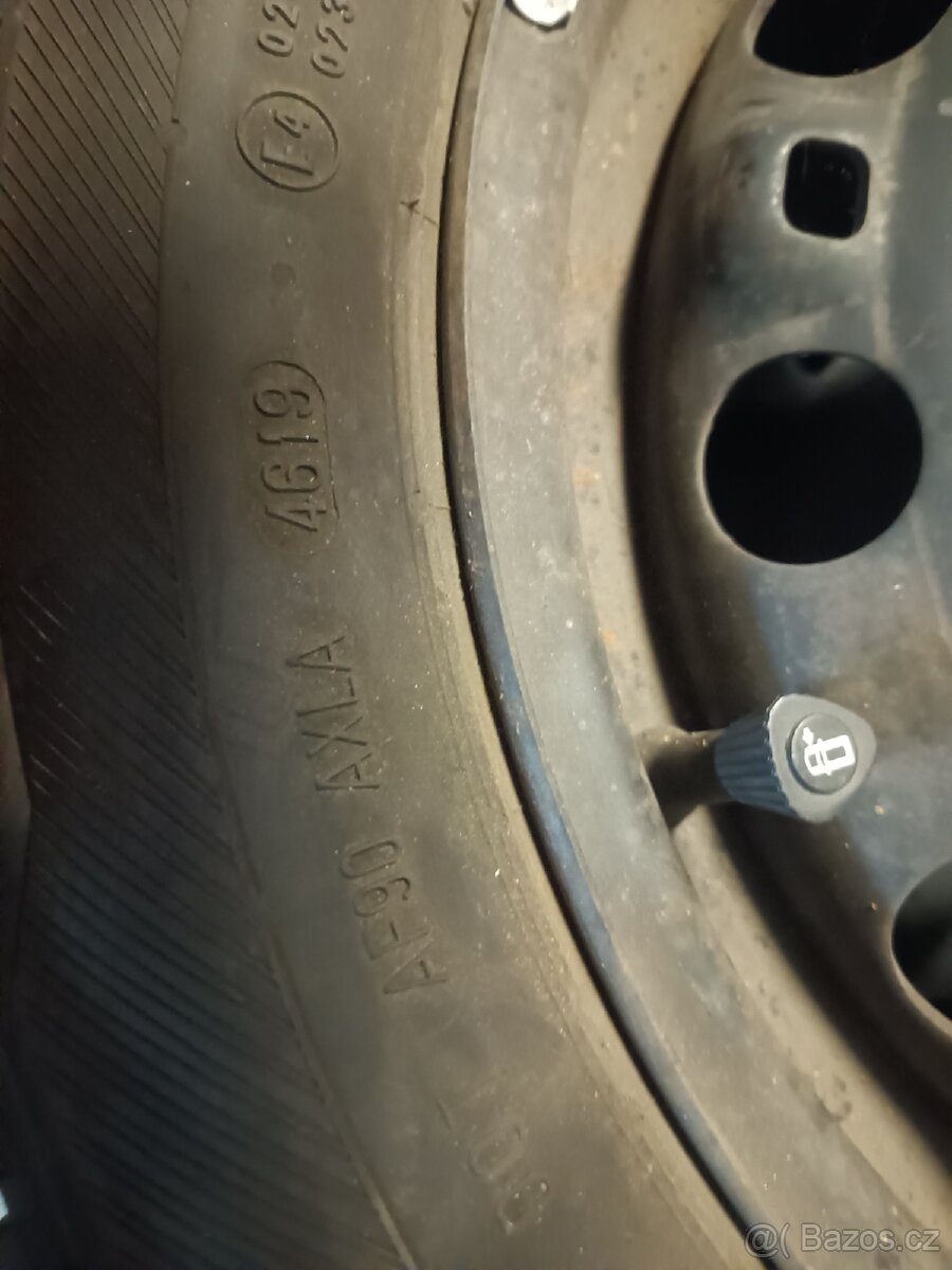 Letní pneu s disky r15 - 5