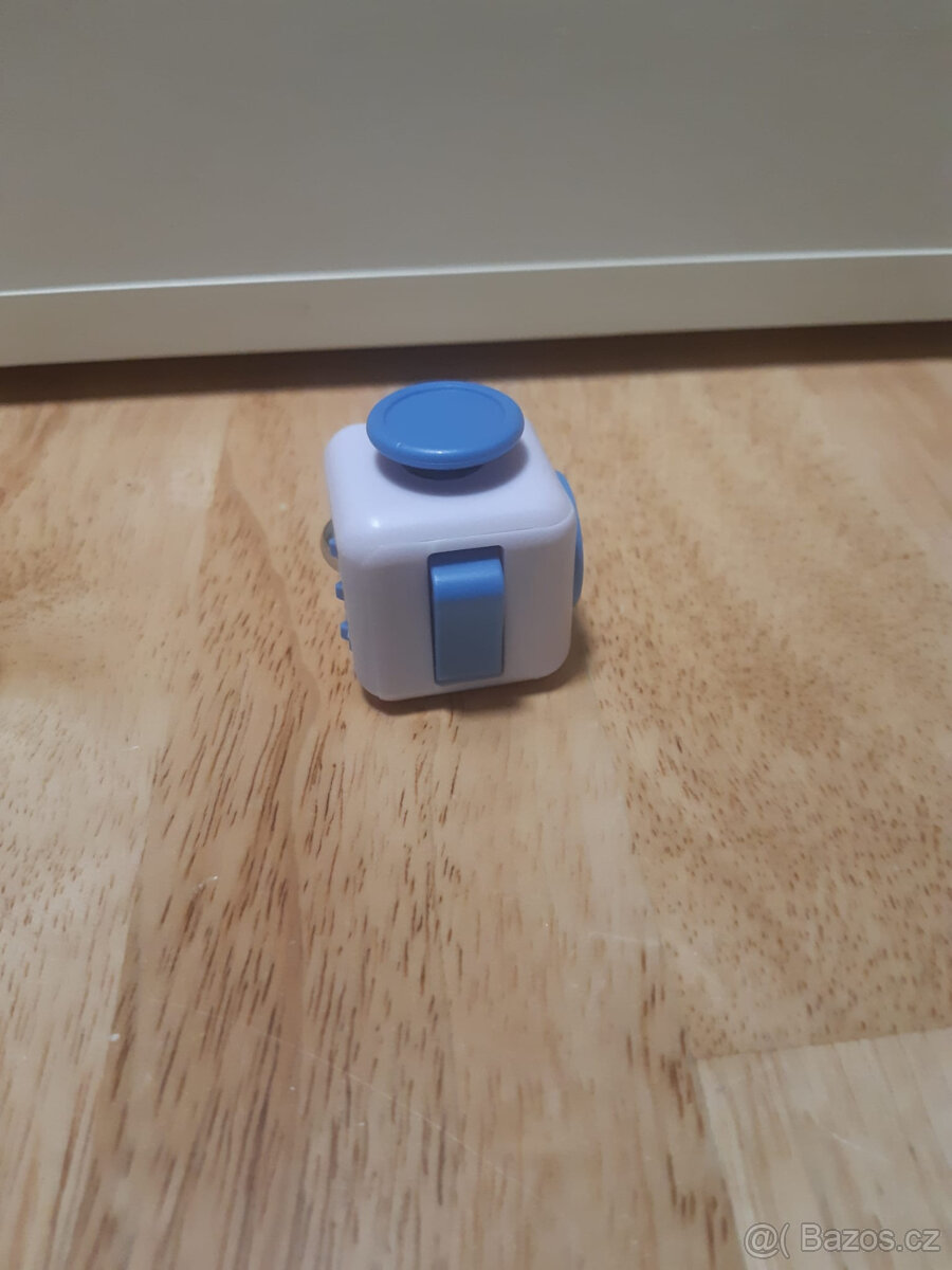 Fidget cube - 5