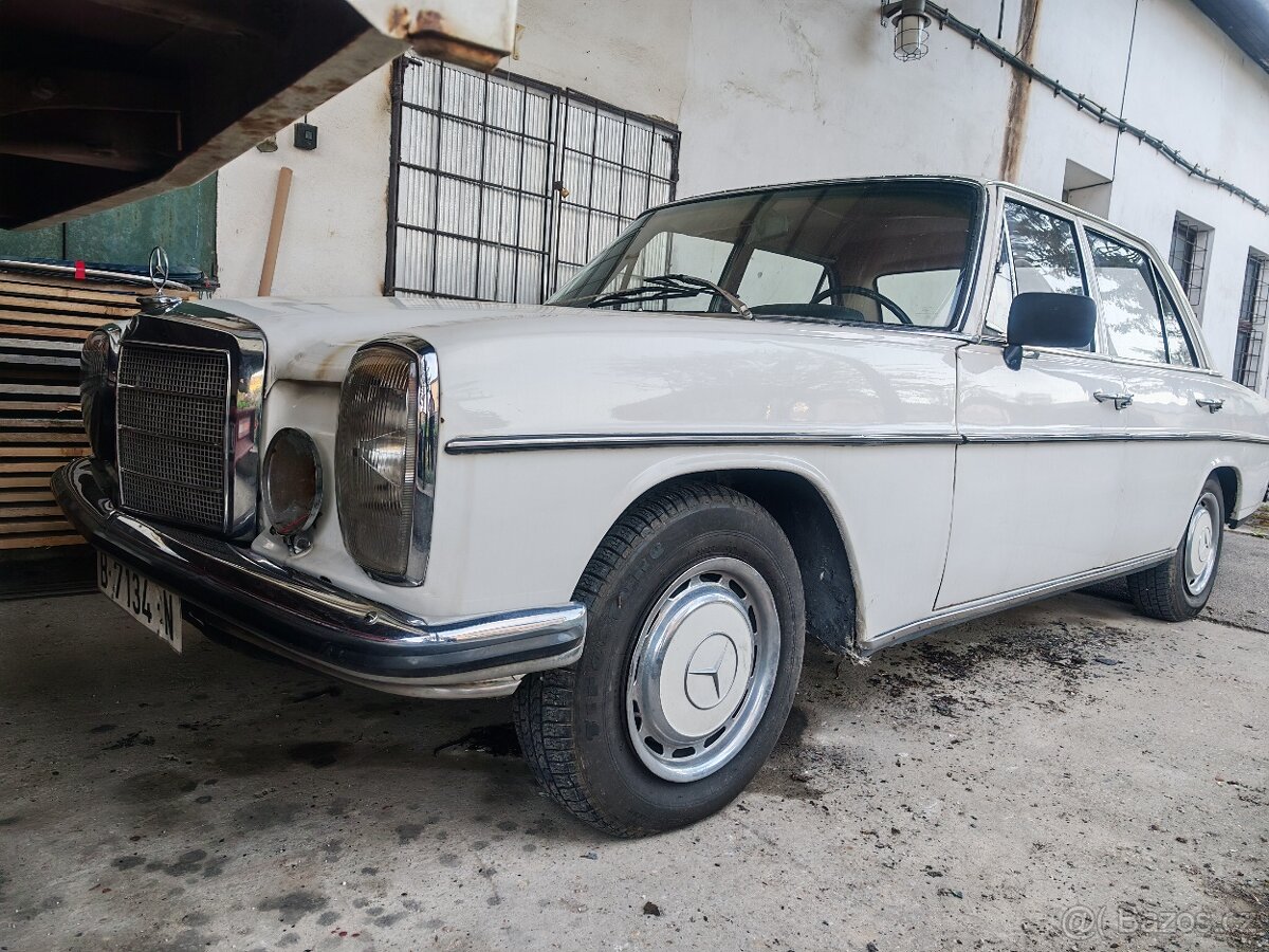 Mercedes w115 - 5