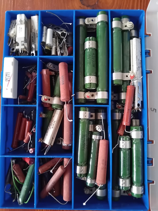 Součástky elektro - 5