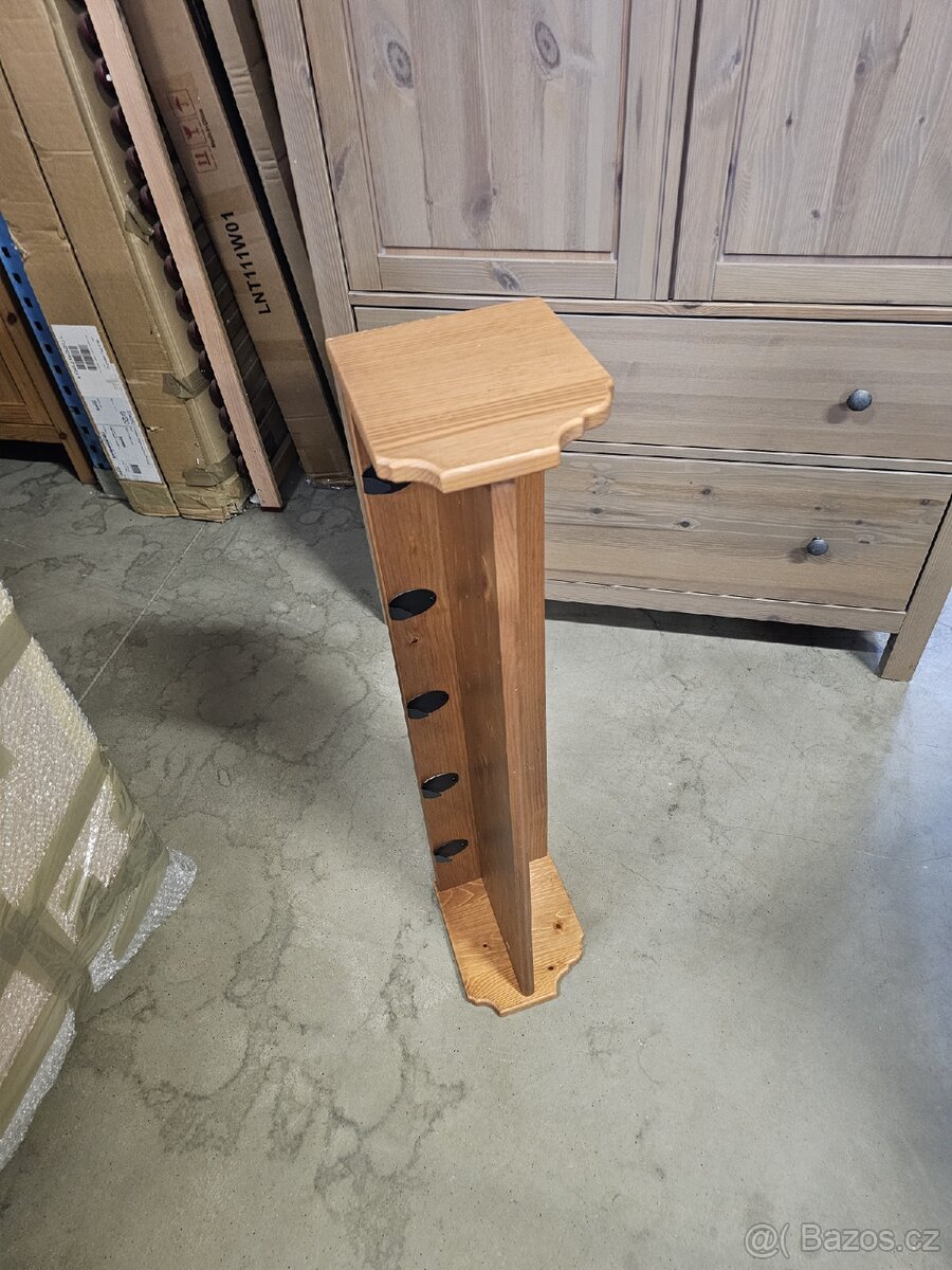 VĚŠÁK IKEA LEKSVIK S POLICÍ - 5