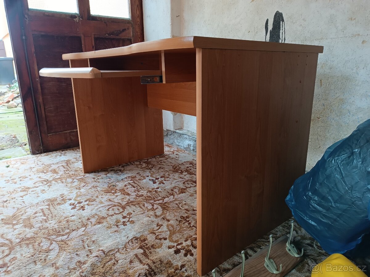 Kancelářský, psací stůl - 5