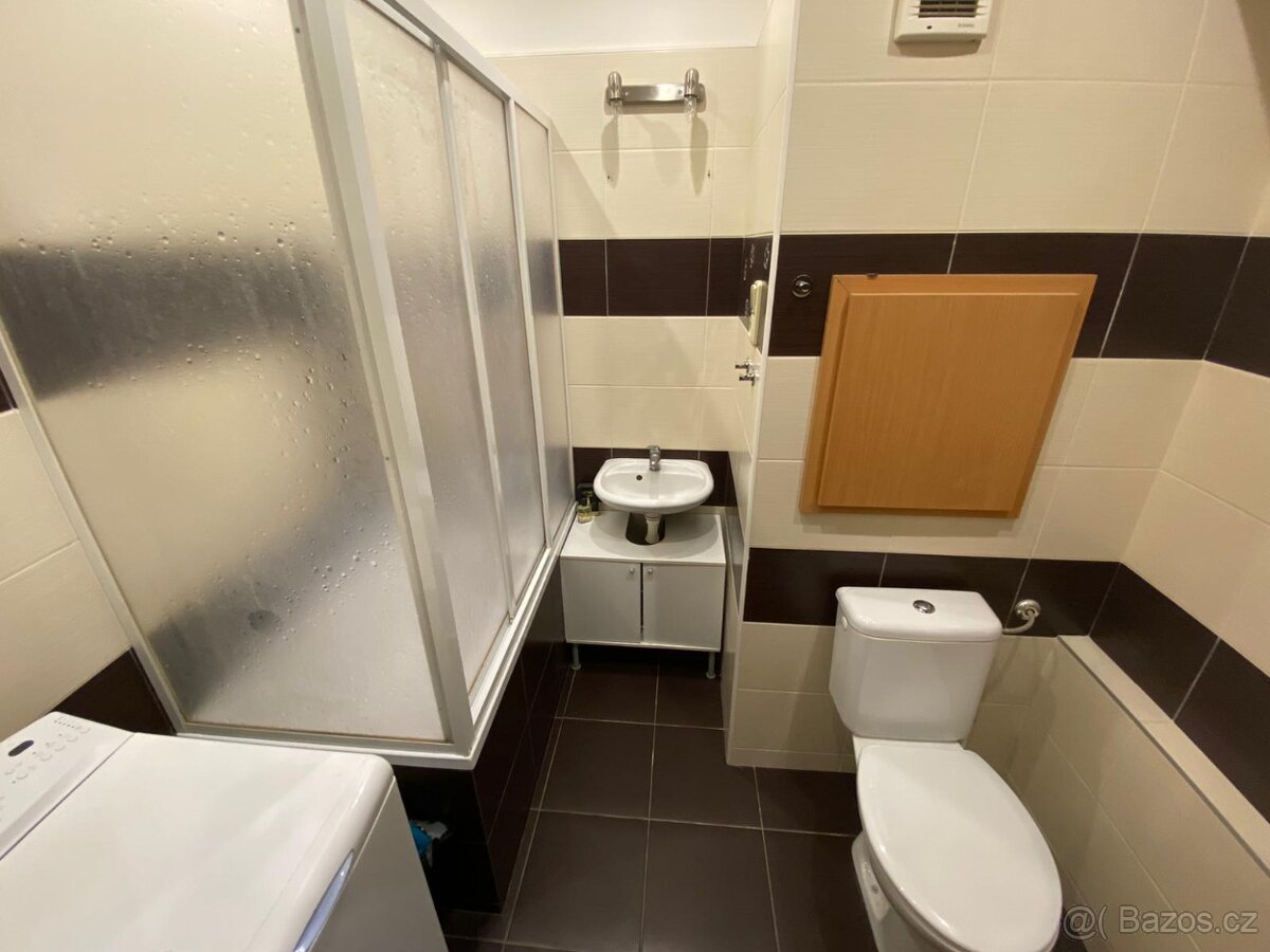 Garsonka v Porubě - 5