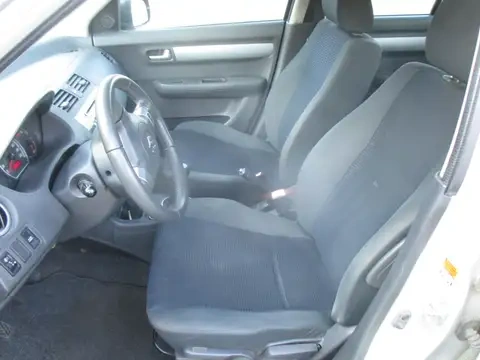 Suzuki Swift 1.3DDis - 5