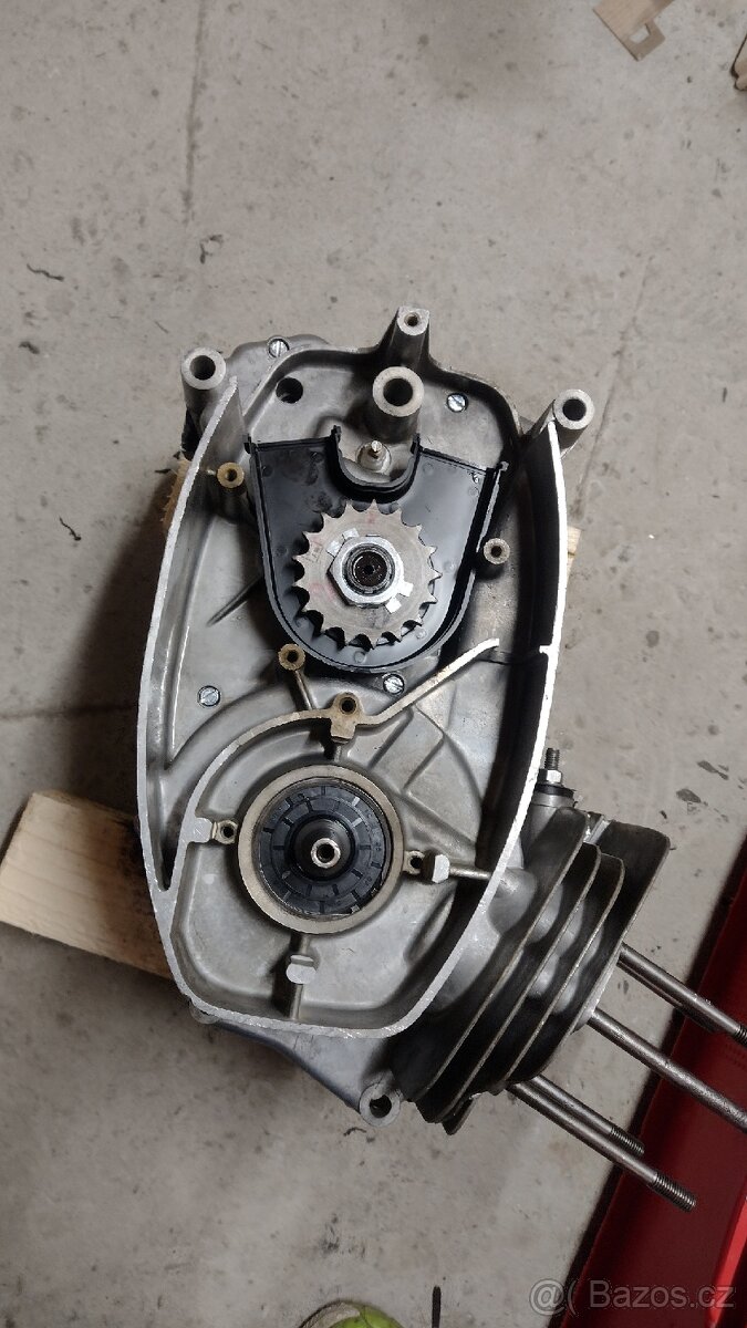 Polomotor Jawa 634 - 5
