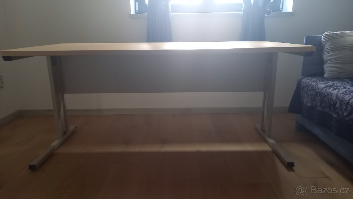 Kancelářský stul - 5