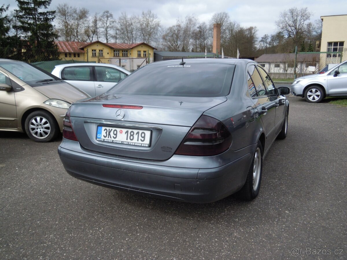 Mercedes E200 2.2CDi 90kw(122hp) r.v.3/2006 - 5