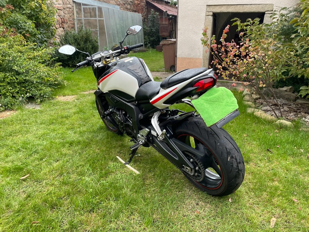 Yamaha FZ1N - 5