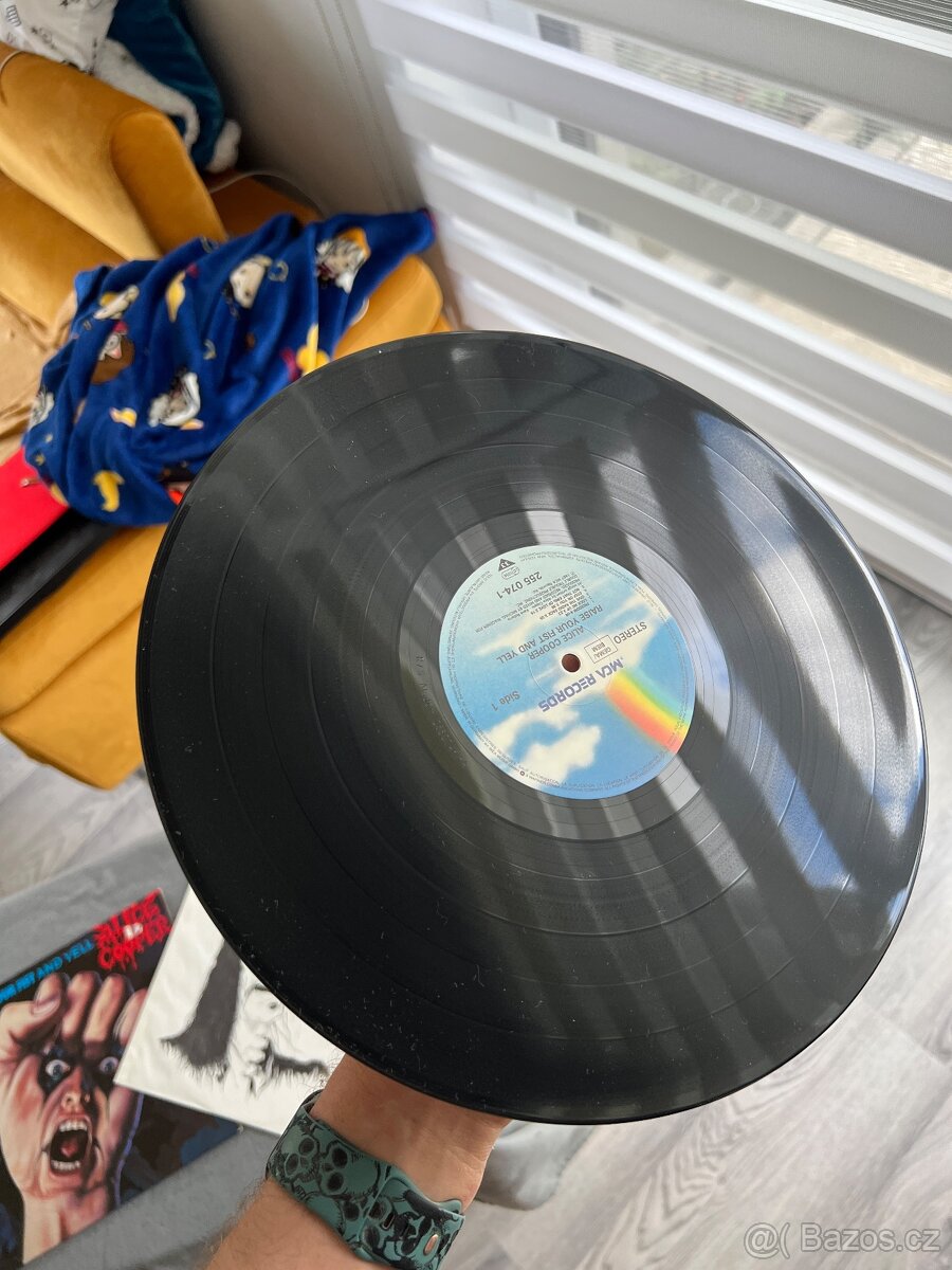 Alice Cooper Raise your fist and yell - 5