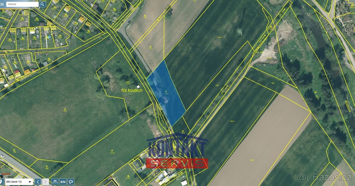 Lukrativní pozemky v centru obce Kamenný Újezd - 5