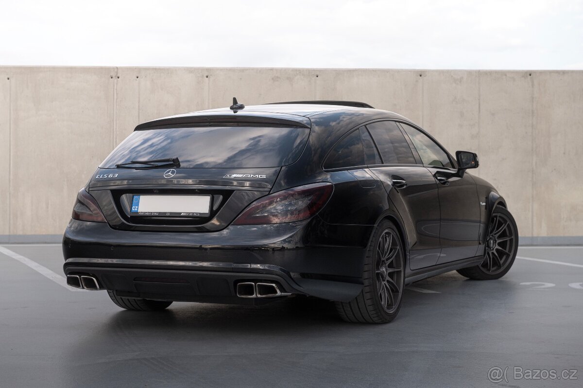 Mercedes Benz CLS 63 S AMG Shooting Brake - 5
