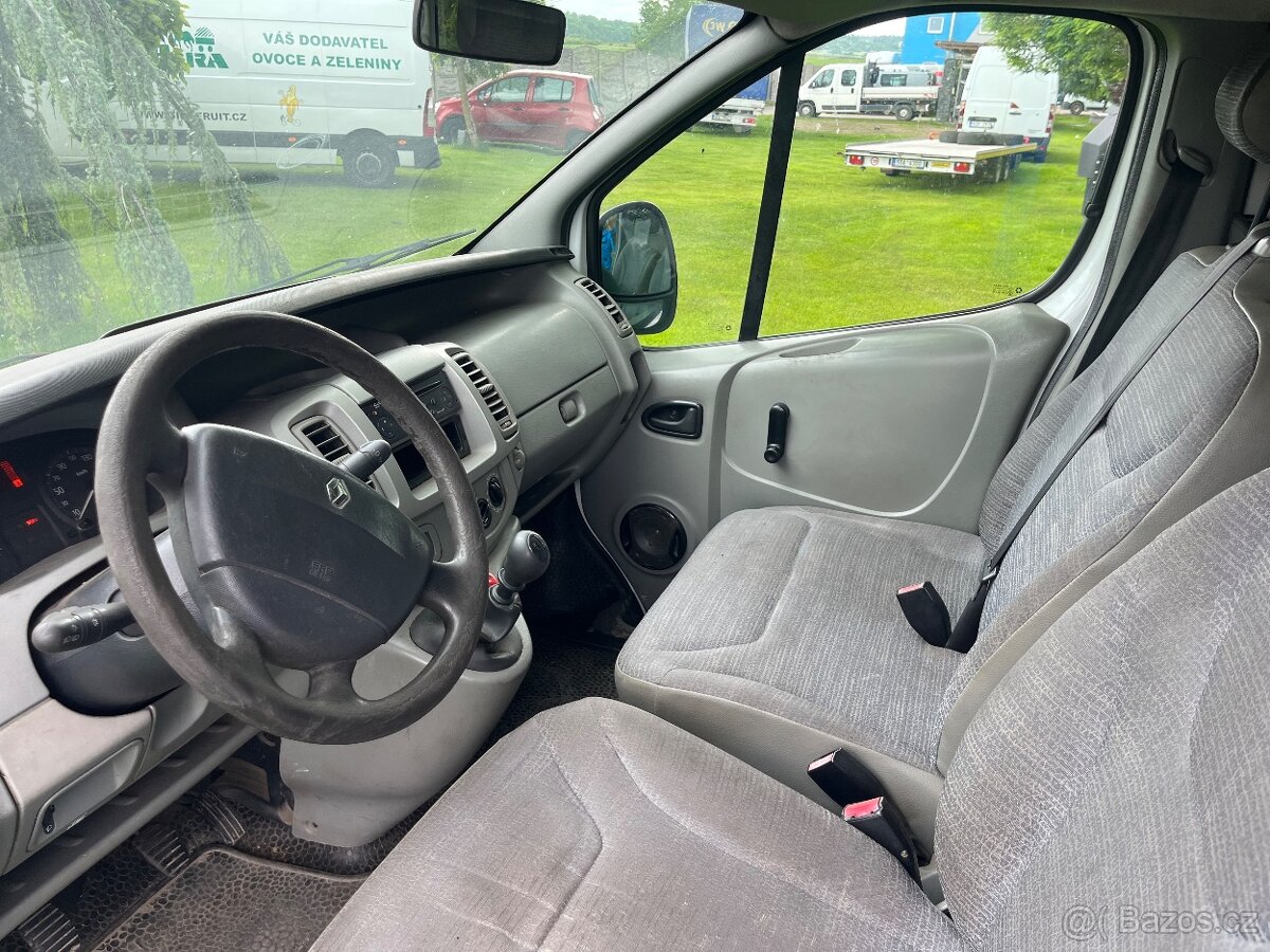 Renault Trafic 2,0 DCi - 5