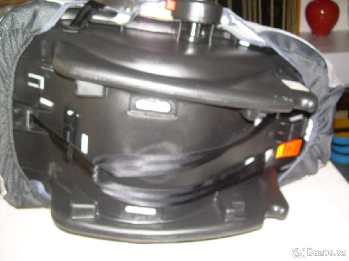 fusak, houpačka pokojová, vanička, schůdek, kočár - 5