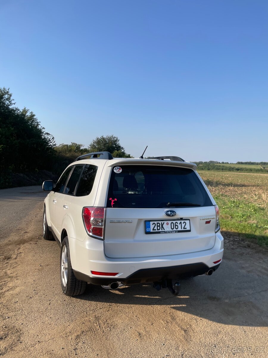 Subaru Forester 2.5 XT - 5