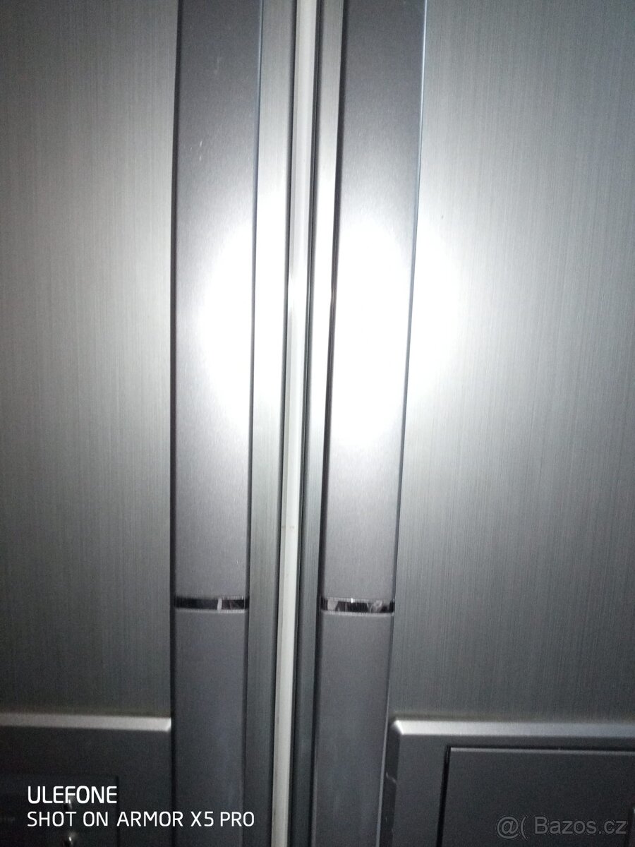 Prodám Samsung lednice - 5