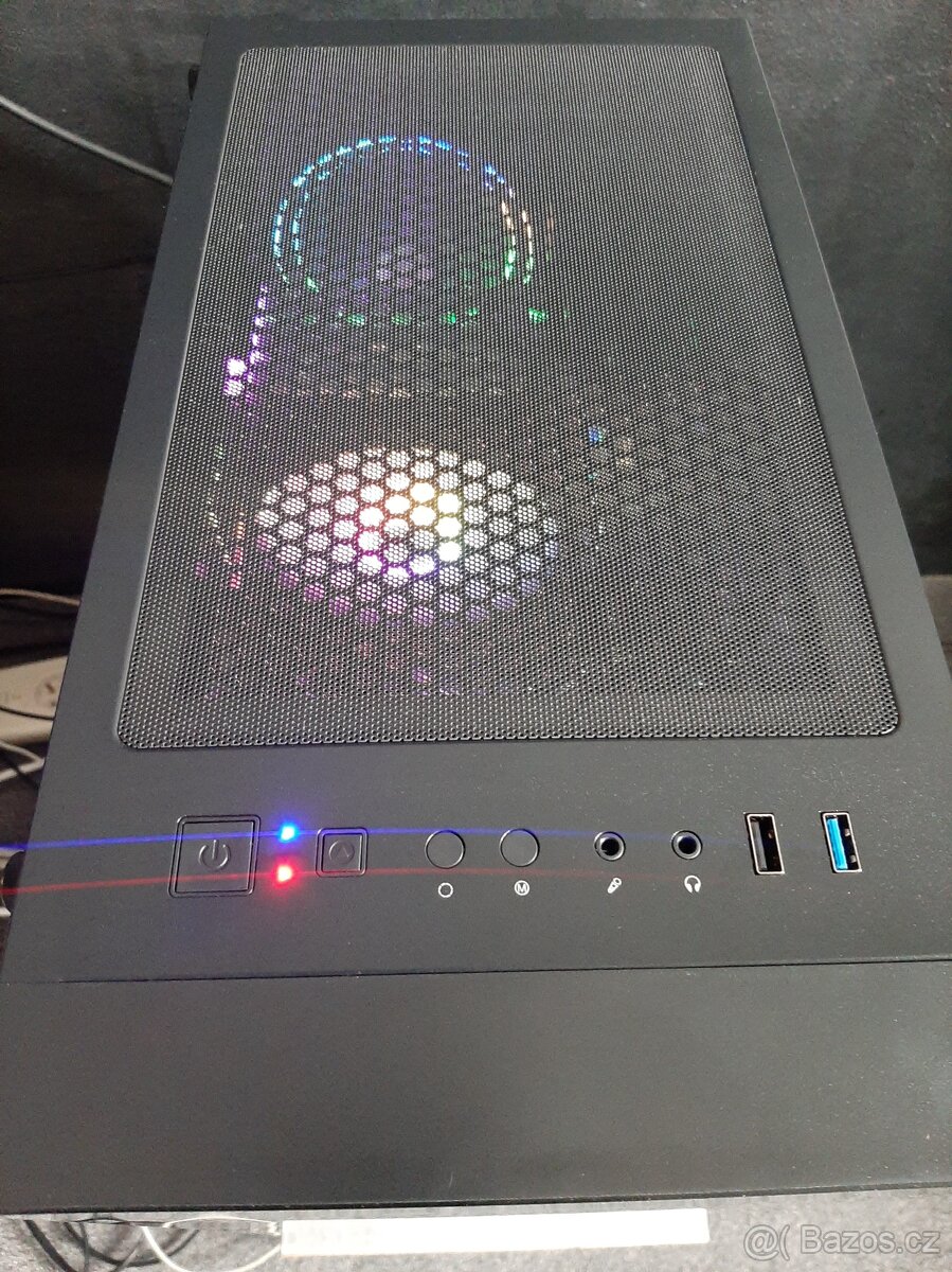 (Sleva)Herní PC - RTX3070/ R5 5600X/ 32GB RAM/ 1TB SSD - 5