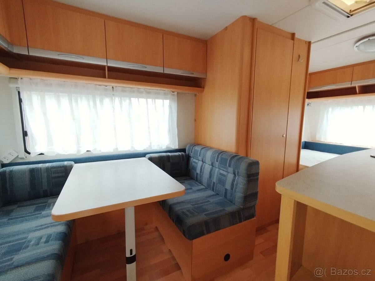 KNAUS SPORT 420QD č.734 pro 4. Stan. 1200 kg. R 2003 - 5