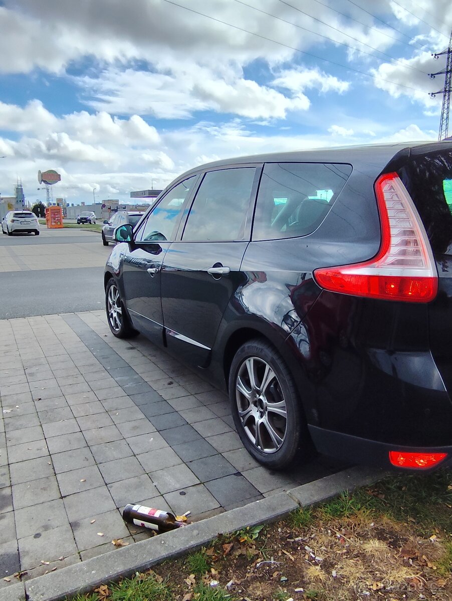 Renault Grand Scenic 1.9 diesel 7mist - 5