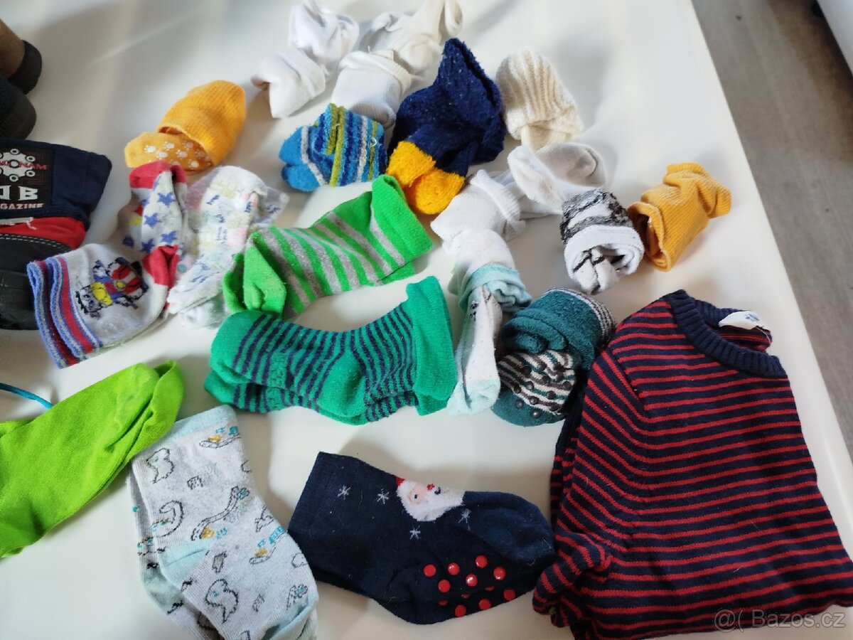 Dětské oblečení, hračky, rukavice.. - 5
