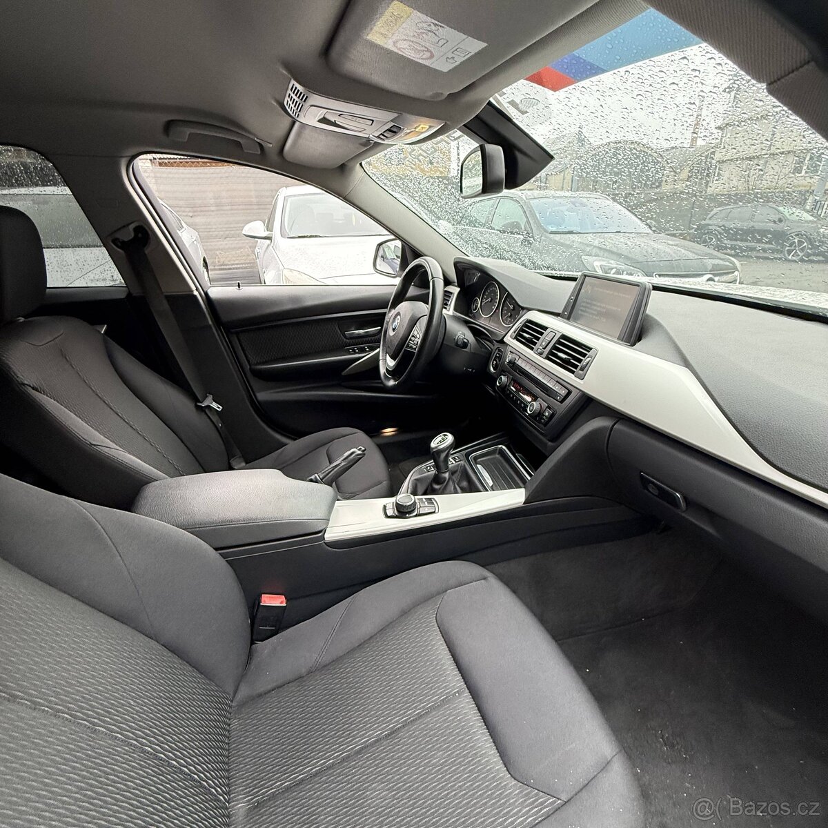 BMW 318d xDrive F31 – 105 kW, 4×4, MANUÁL, XENONY, KAMERA • - 5