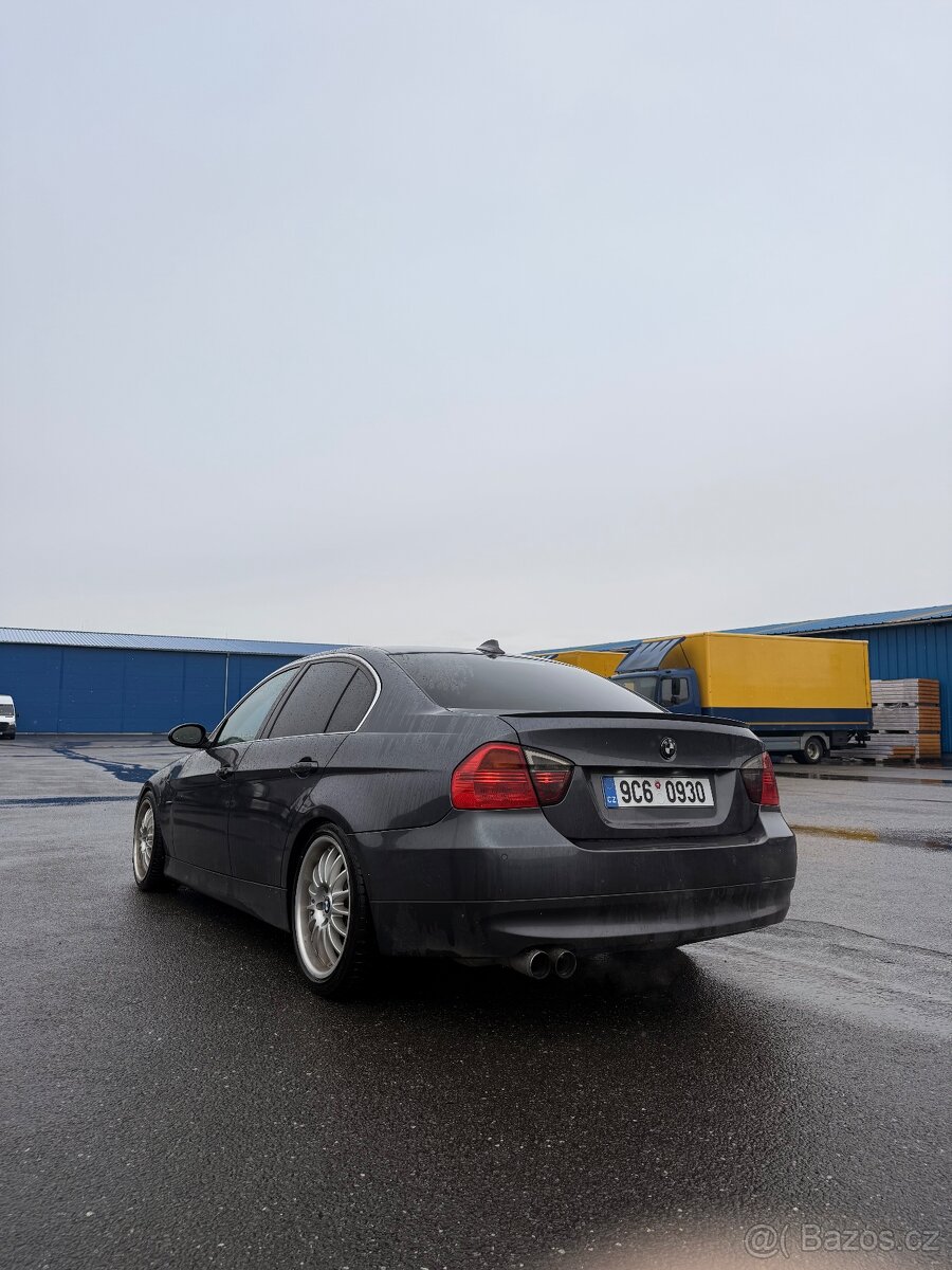 BMW e90 330i - 5