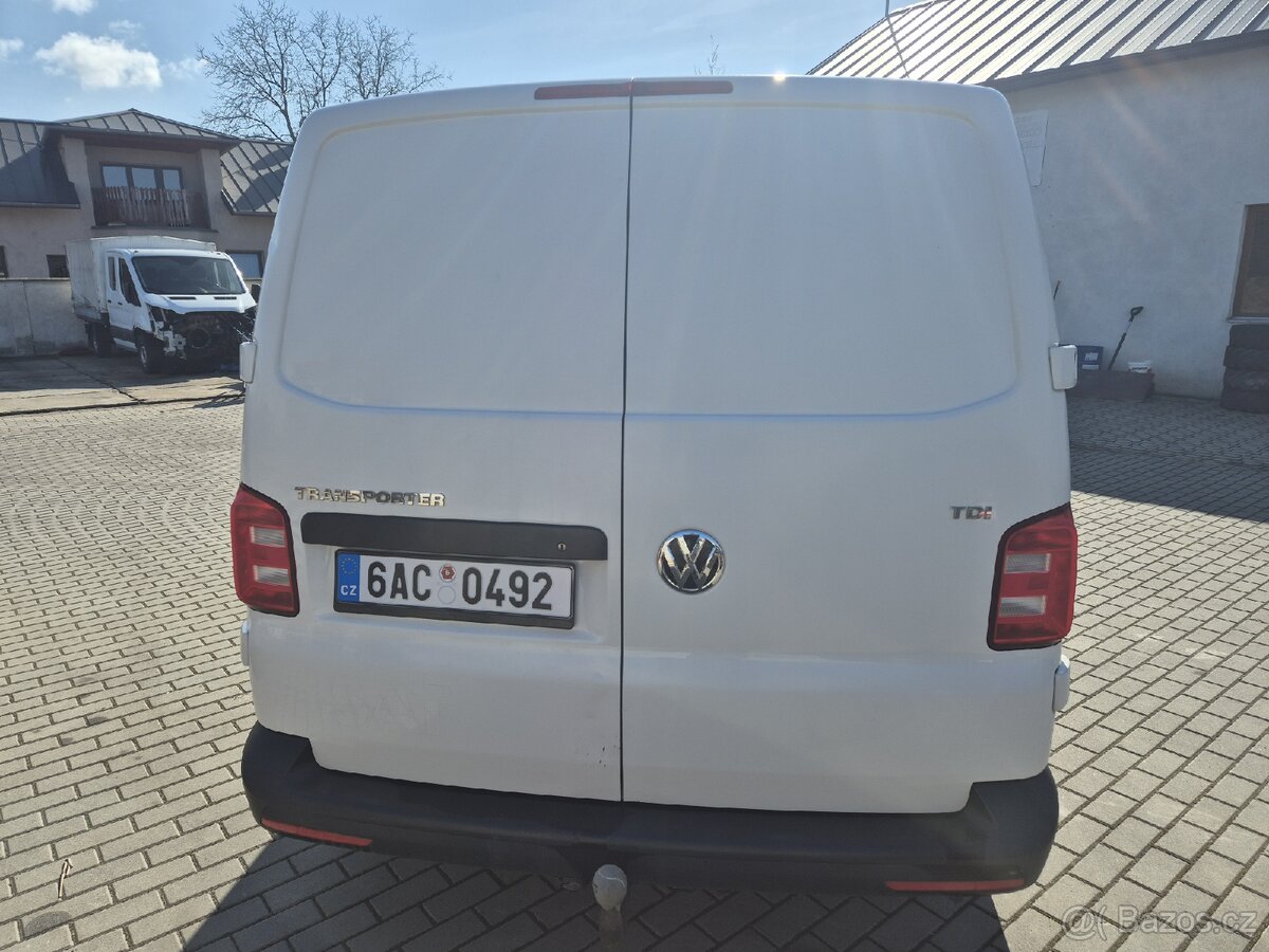Volkswagen Transporter - 5