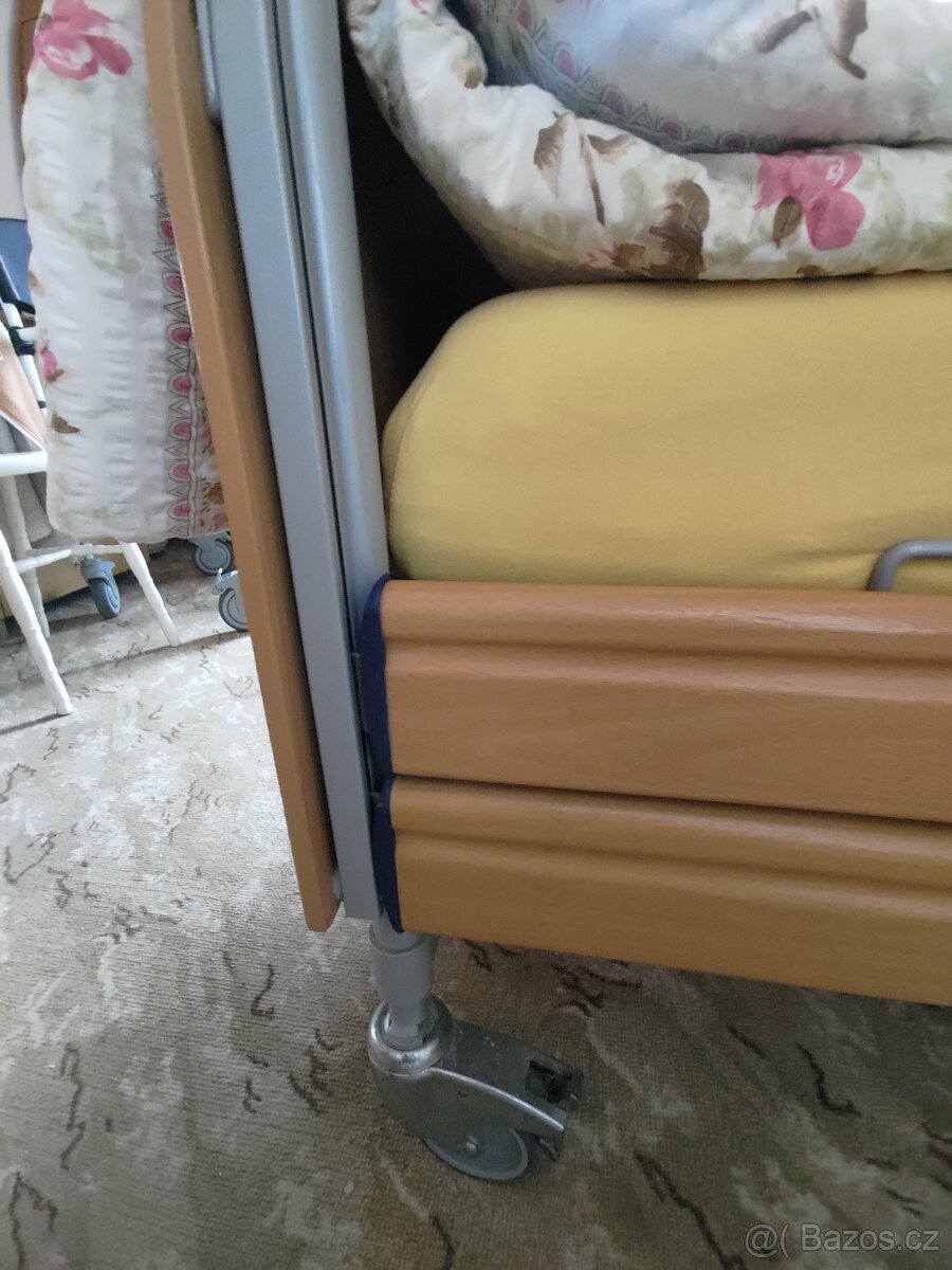 Polohovací postel pro seniory - 5