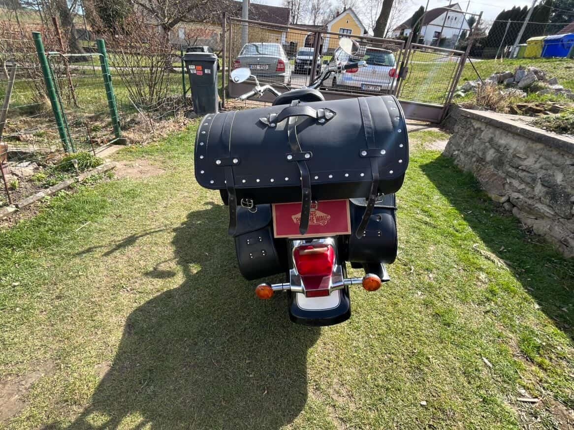 Suzuki VL800 2002 - 5