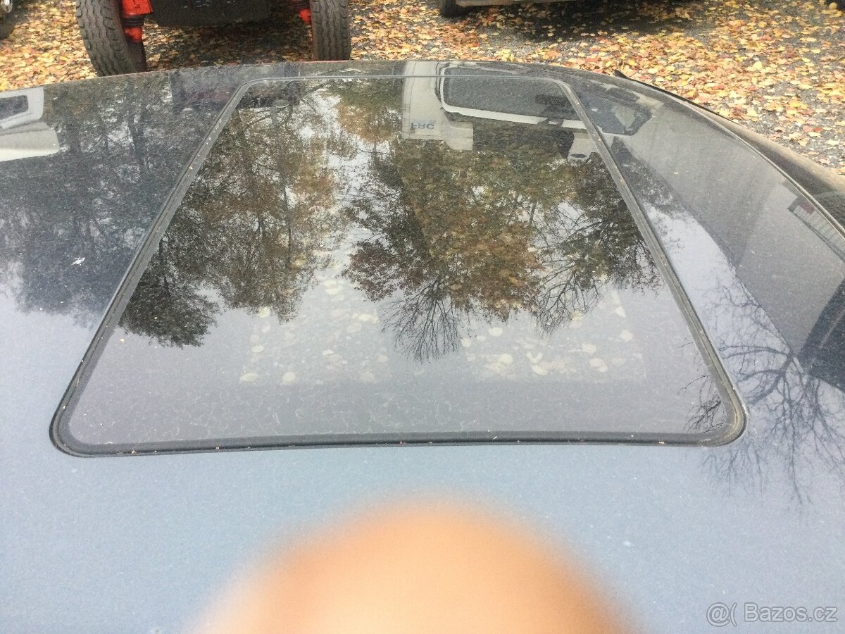 MB S W220 – střešní okno / stropnice– ORIGINÁL – 995,- - 5