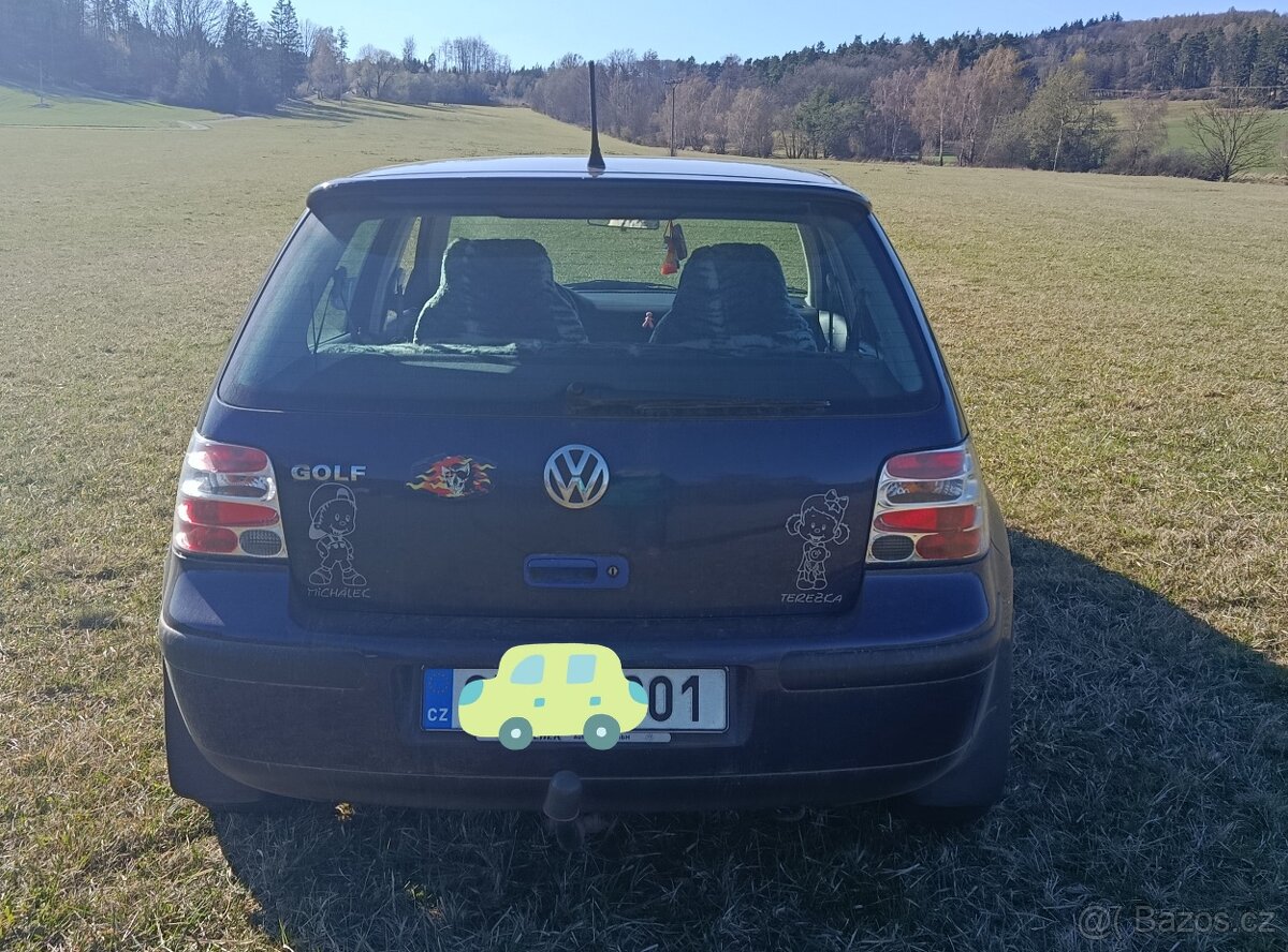 Volkswagen Golf - 5