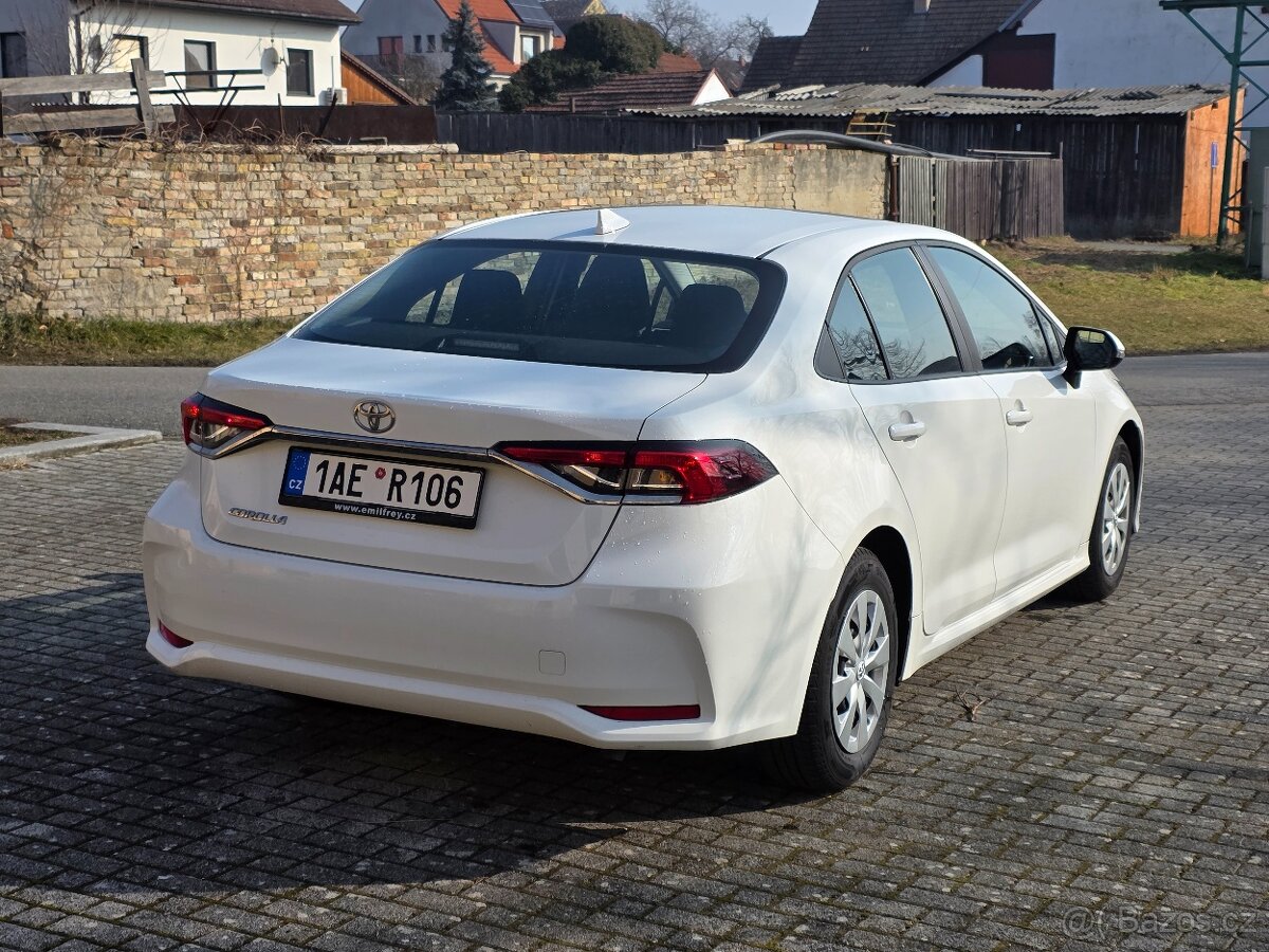 Toyota Corolla 1.5VVT-I 92kW 2023 ČR 1 majitel Záruka 49tkm - 5