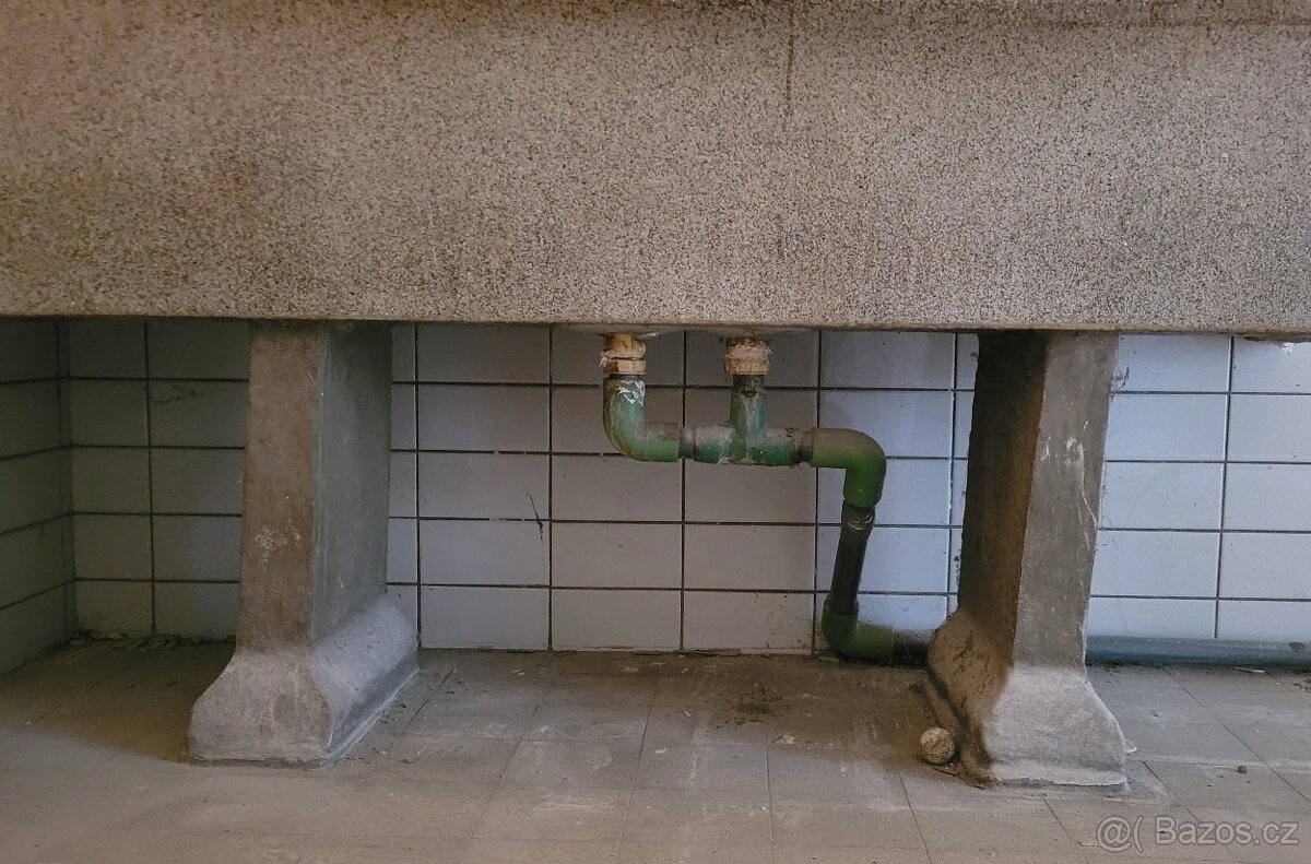 Dlouhý umývací RETRO betonový dřez - žlab z umělého kamene - 5