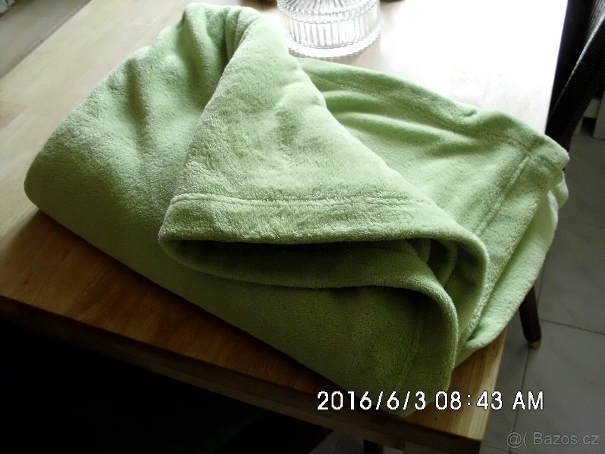 Deky, polštářky,podložky, povlečení - 5