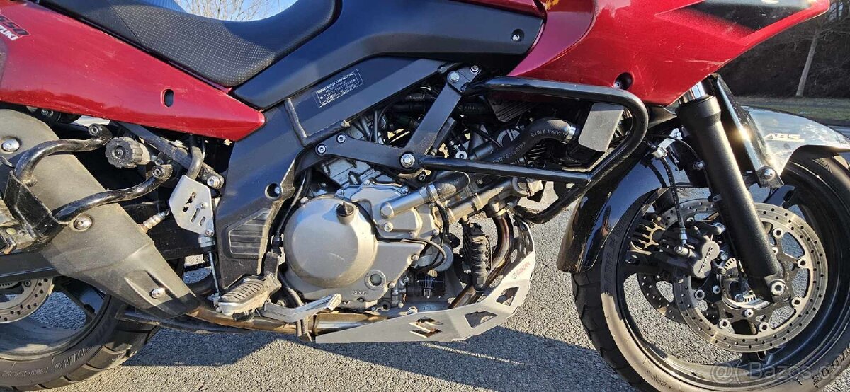 Suzuki DL 650 Strom - 5