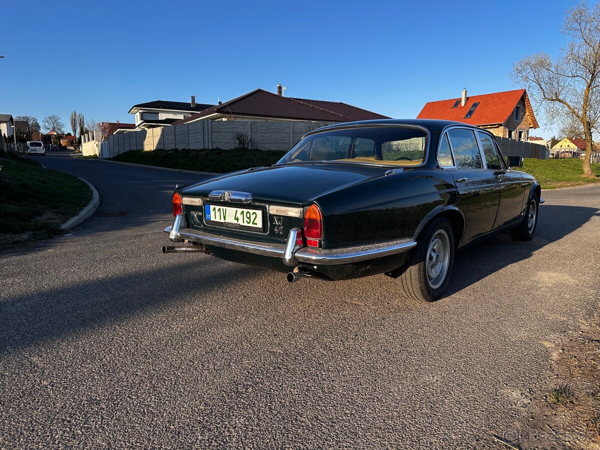 Jaguar XJ6 4.2 Mark II - 5
