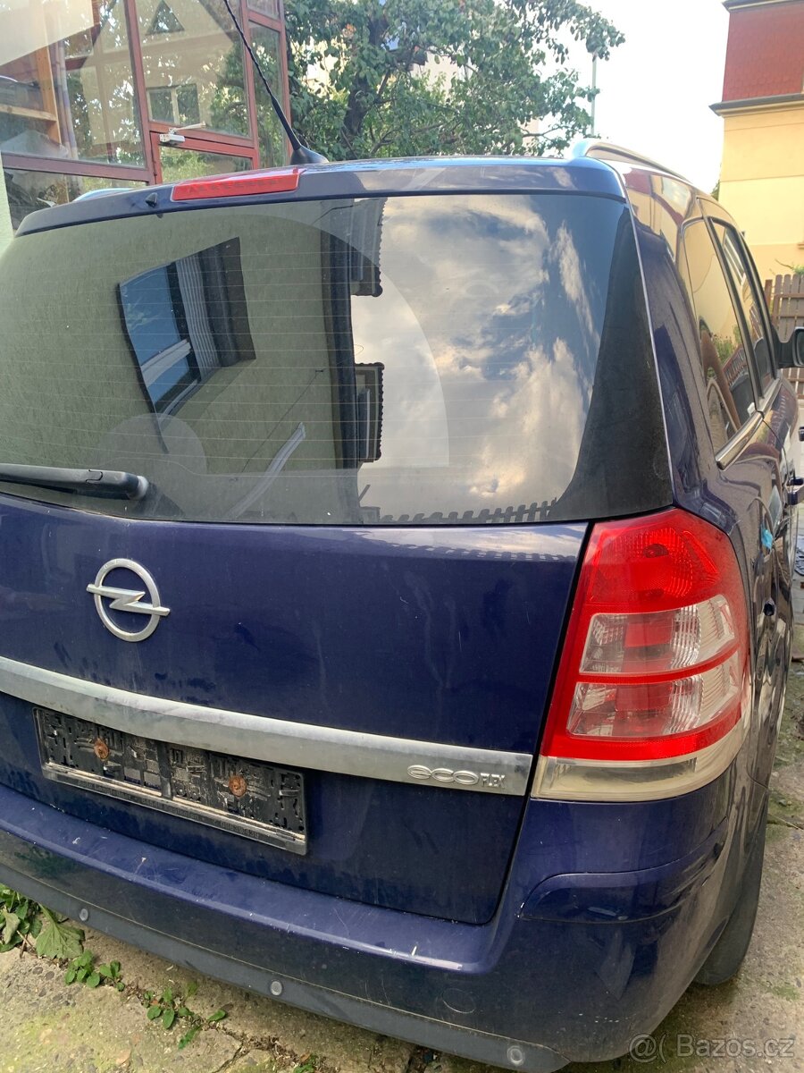 Opel Zafira 1.7 diesel 7 míst DPH - 5