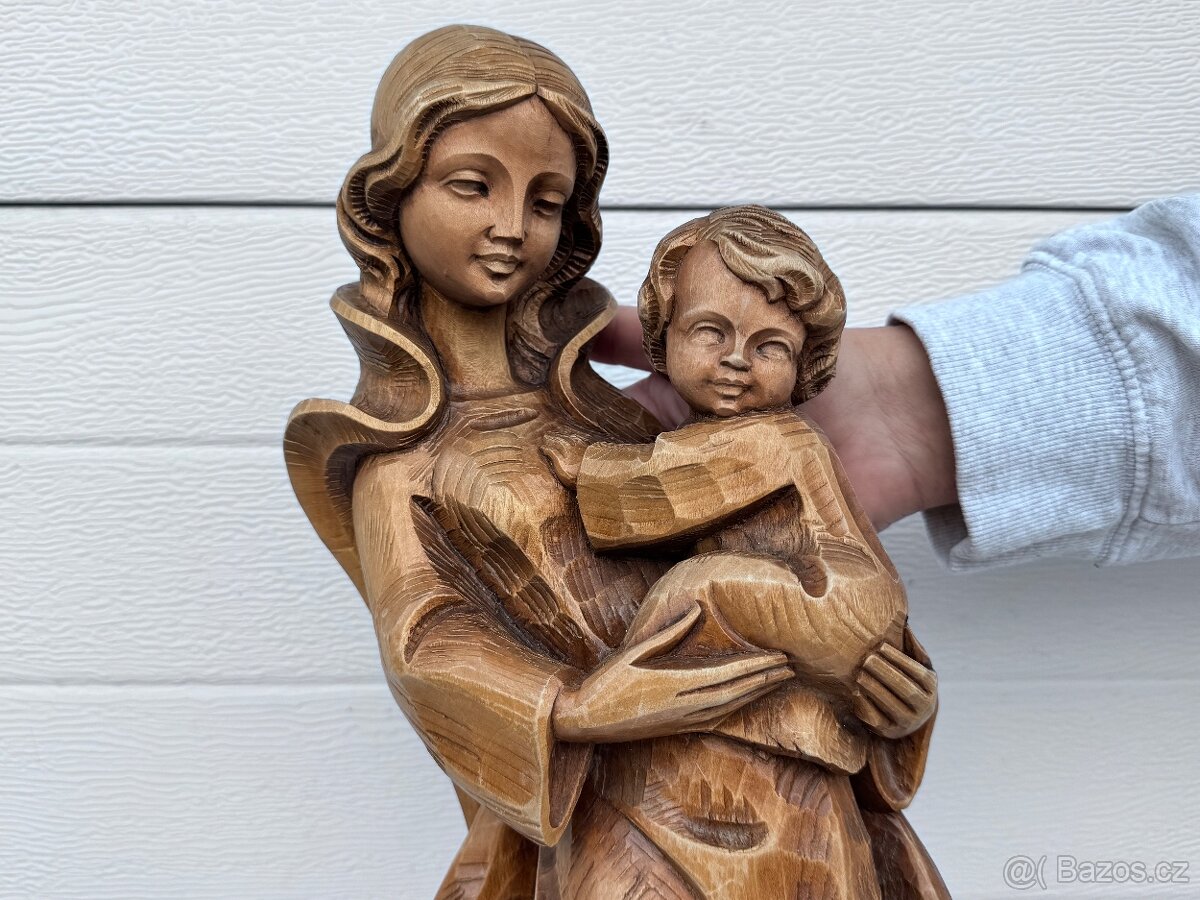 Velká dřevená socha Panna Marie značená řezbářem - 5